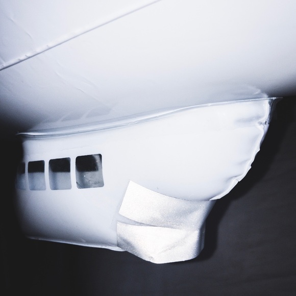 Supreme Blimp - Picture 6 of 8